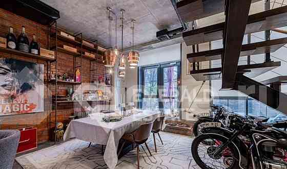 4-комн. апарт-ы, 180 м2, 1/5 эт. Москва