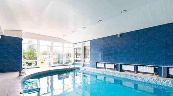 Коттедж, 1300 м2 Лобня