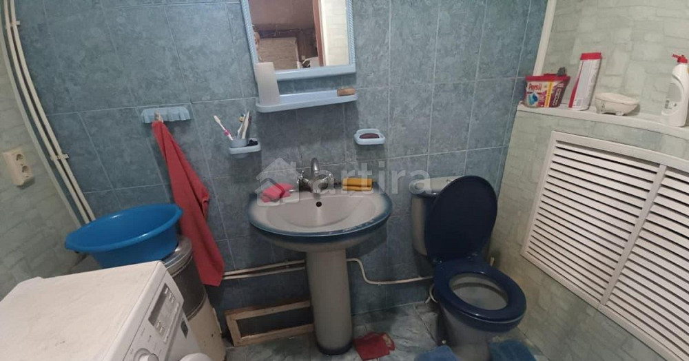 Комната, 70 м2, 1/1 эт. Братск - изображение 5