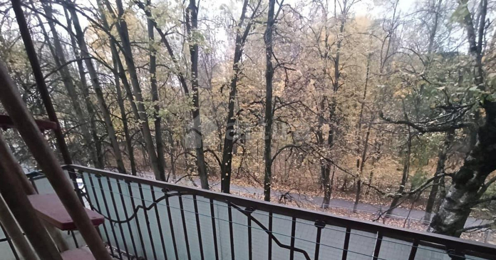 Комната, 56 м2, 3/3 эт. Красногорск - изображение 2