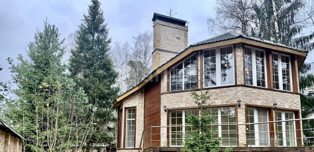 Коттедж, 280 м2, 8 соток, 2 эт. Красногорск - изображение 1