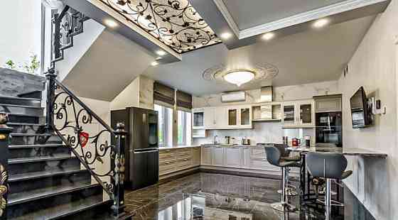 Коттедж, 250 м2 Зеленогорск