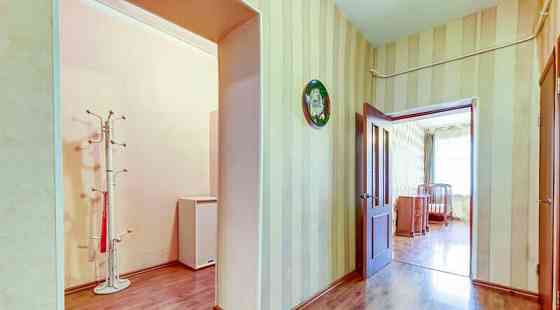 2-комн. квартира, 65 м2, 3/3 эт. Санкт-Петербург