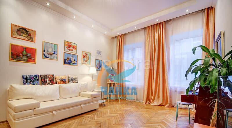 2-комн. квартира, 63 м2, 2/4 эт. Санкт-Петербург - изображение 1