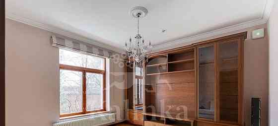 Дом, 575 м2, 48 соток, 2 эт. Москва