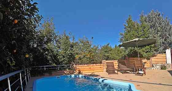 Дом, 120 м2, 3 сотки, 3 эт. Ялта