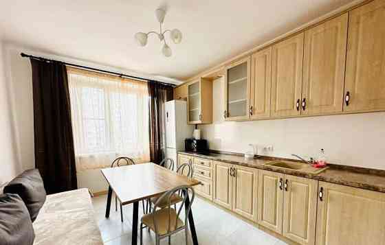 2-комн. квартира, 70 м2, 4/15 эт. Москва