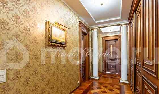 5-комн. квартира, 200 м2, 4/35 эт. Москва