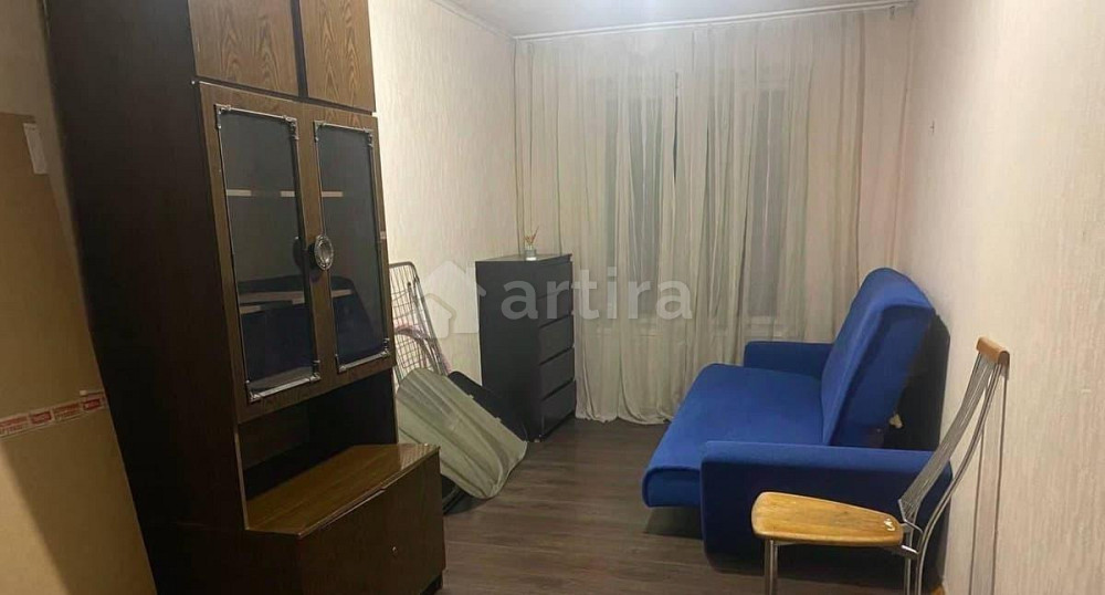 Комната, 11 м2, 5/5 эт. Москва - изображение 1