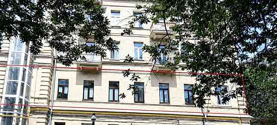 Комната, 148 м2, 2/5 эт. Москва