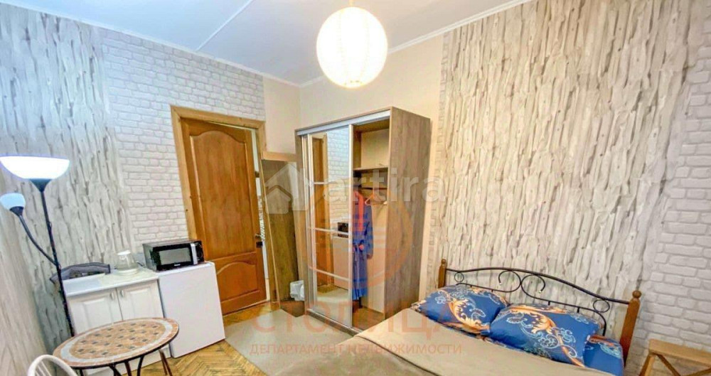 Комната, 15 м2, 4/8 эт. Москва - изображение 1