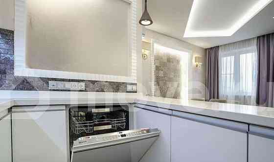 3-комн. квартира, 125 м2, 9/33 эт. Москва