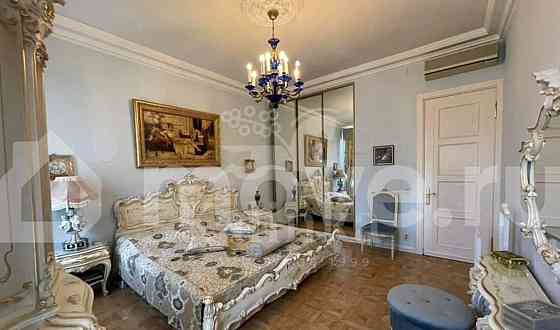 5-комн. квартира, 146.6 м2, 2/7 эт. Москва