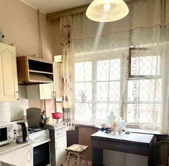 Комната, 60 м2, 3/6 эт. Санкт-Петербург