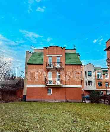 6-комн. квартира, 185 м2, 3/3 эт. Москва