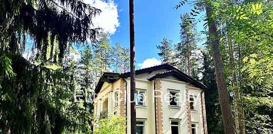 Дом, 390 м2, 30 соток, 3 эт. Рощино