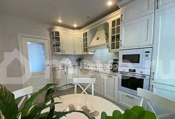 3-комн. квартира, 73 м2, 2/24 эт. Москва