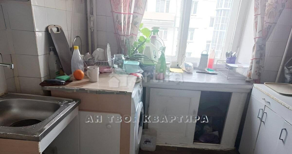 Комната, 17 м2, 4/6 эт. Москва - изображение 3