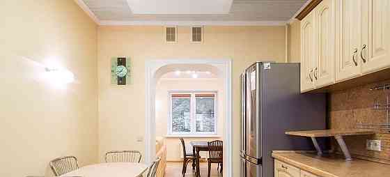 Таунхаус, 230 м2, 2 сотки, 3 эт. Дмитров