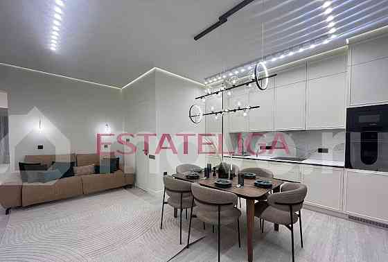 4-комн. квартира, 95 м2, 8/14 эт. Москва