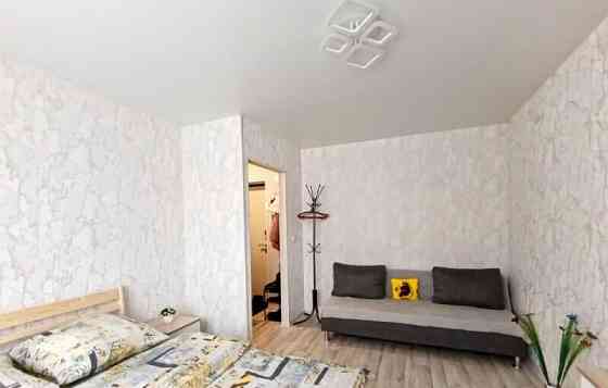 1-комн. квартира, 28 м2, 1/3 эт. Шахты