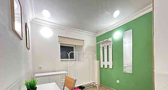 Комната, 65 м2, 1/5 эт. Санкт-Петербург