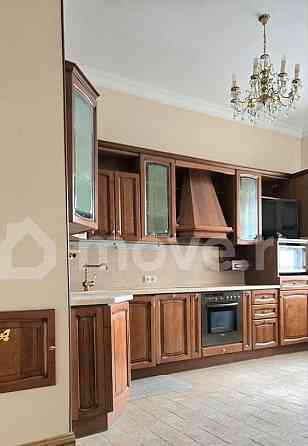 3-комн. квартира, 148 м2, 8/23 эт. Москва