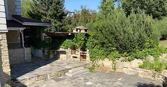 Дом, 560 м2, 25 соток, 3 эт. Истра