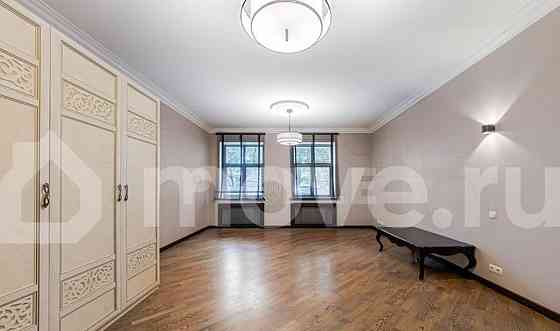 4-комн. квартира, 166 м2, 1/7 эт. Москва