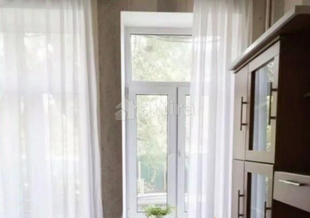 Комната, 13.3 м2, 1/5 эт. Москва - изображение 1