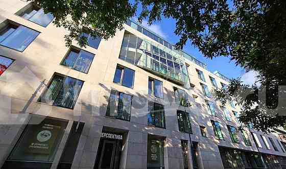 5-комн. квартира, 213 м2, 3/6 эт. Москва