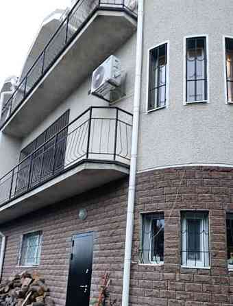 Таунхаус, 240.6 м2, 2 сотки, 3 эт. Алупка