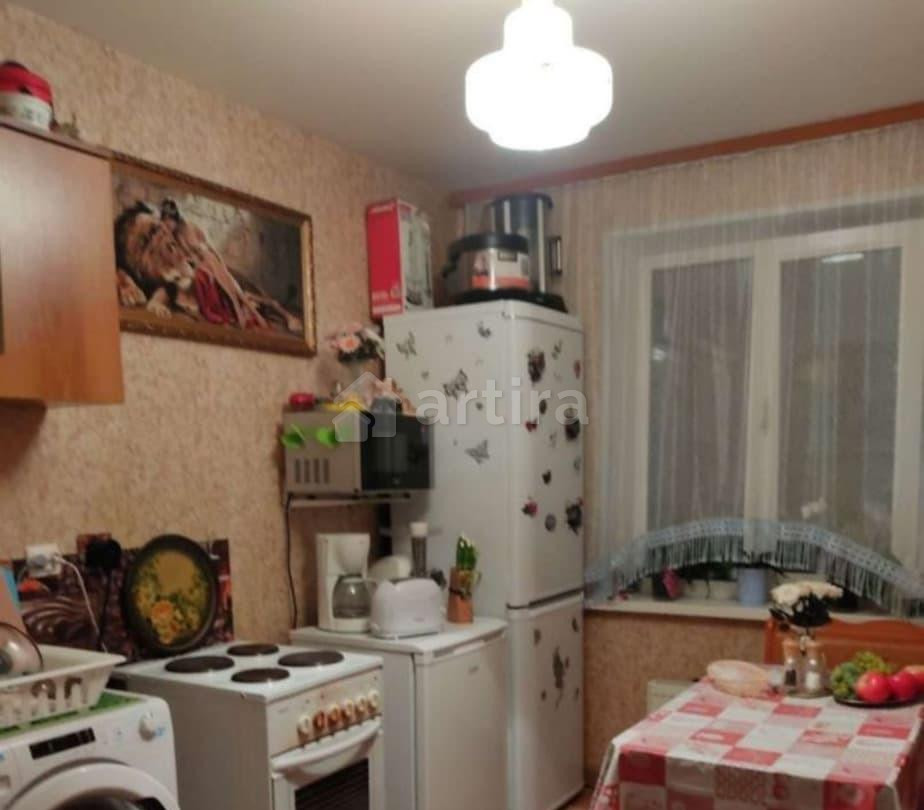 Комната, 72 м2, 2/6 эт. Пермь - изображение 1