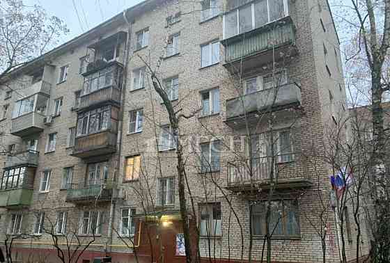 3-комн. квартира, 57 м2, 1/5 эт. Москва