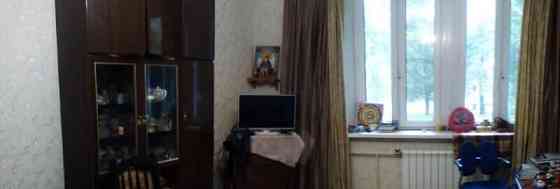 2-комн. квартира, 54 м2, 1/5 эт. Москва