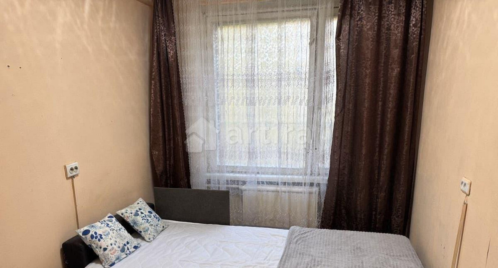 Комната, 80 м2, 1/9 эт. Санкт-Петербург - изображение 4