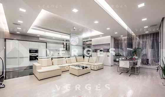 5-комн. квартира, 203 м2, 26/43 эт. Москва