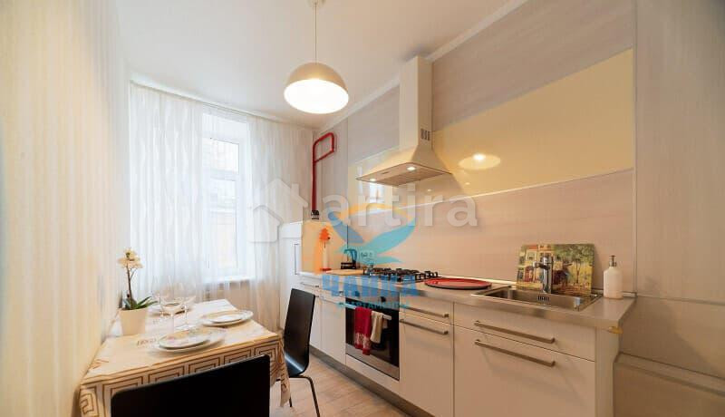 2-комн. квартира, 58 м2, 3/5 эт. Санкт-Петербург - изображение 1