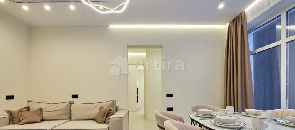 Дом, 180 м2, 3 сотки, 3 эт. Москва - изображение 2