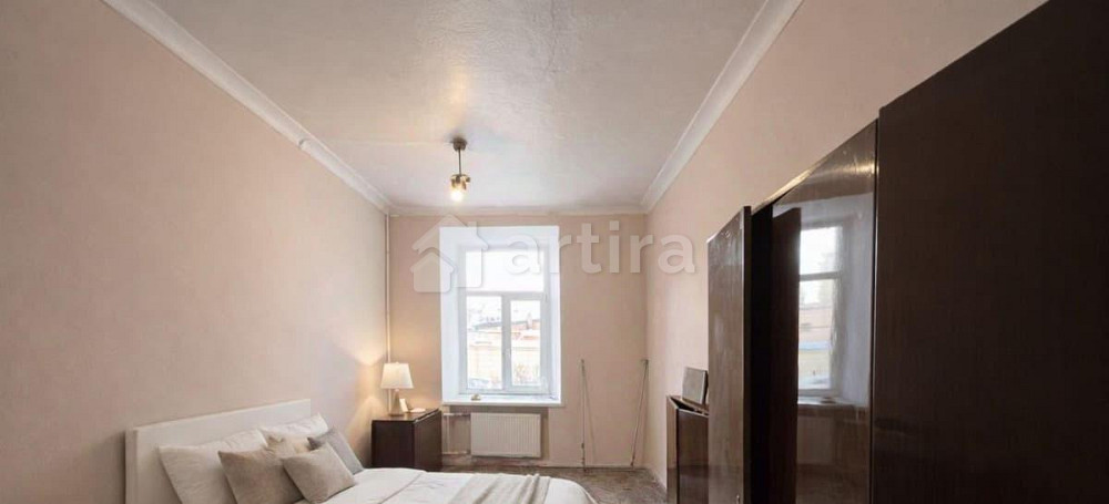 Комната, 80 м2, 2/5 эт. Санкт-Петербург - изображение 1