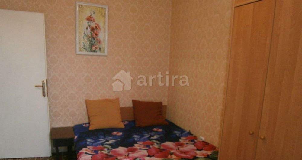 Комната, 80 м2, 3/17 эт. Ялта - изображение 1