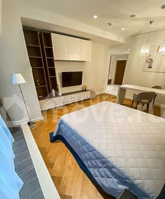 Студия, 40 м2, 10/85 эт. Москва - изображение 2