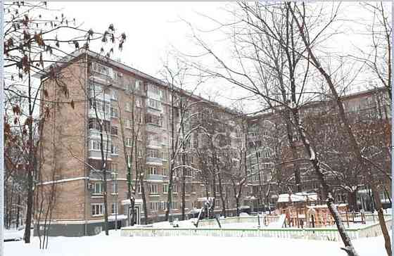 2-комн. квартира, 42 м2, 2/8 эт. Москва
