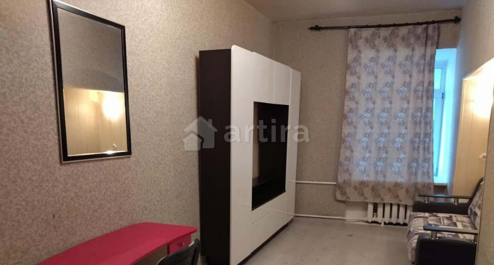 Комната, 72 м2, 1/5 эт. Санкт-Петербург - изображение 1