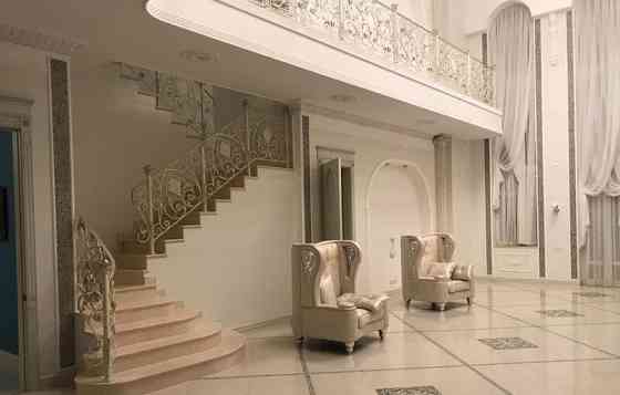 Дом, 1350 м2 Мытищи