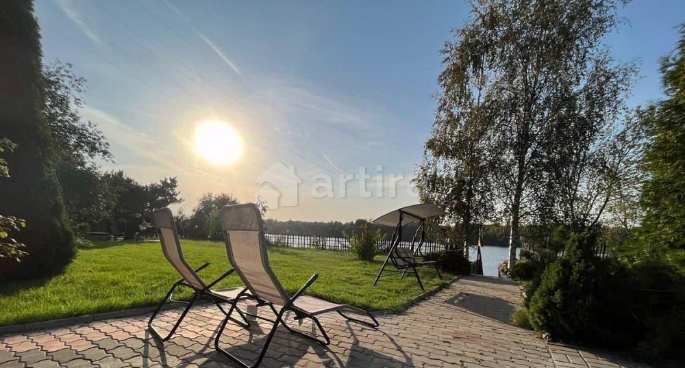 Коттедж, 320 м2, 18 соток, 3 эт. Кировск - изображение 1