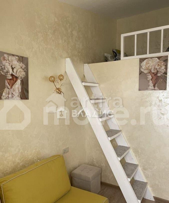 Студия, 27.7 м2, 3/3 эт. Москва - изображение 2