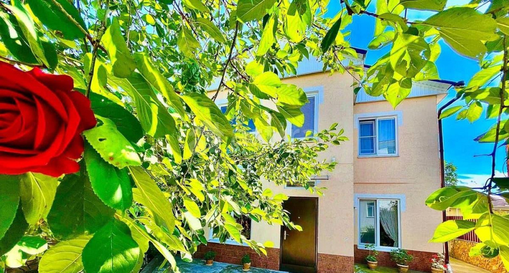 Дом, 130 м2, 2 сотки, 2 эт. Кисловодск - изображение 1