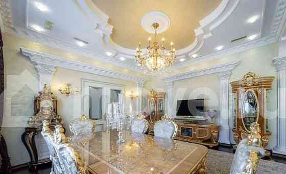 5-комн. квартира, 211 м2, 4/6 эт. Москва