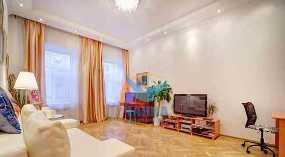 2-комн. квартира, 63 м2, 2/4 эт. Санкт-Петербург